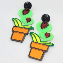 Venus Flytrap Dangle Earrings