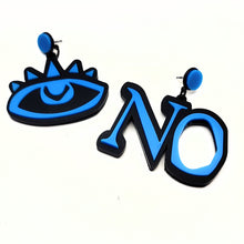 Eye No Dangle Earrings