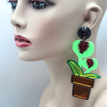 Venus Flytrap Dangle Earrings